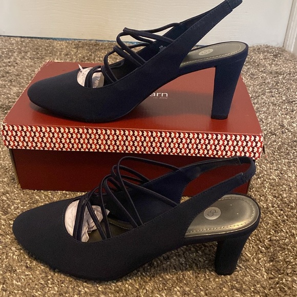 Dressbarn Women’s Navy Blue Strappy Heels sz 9 NIB - Picture 4 of 7